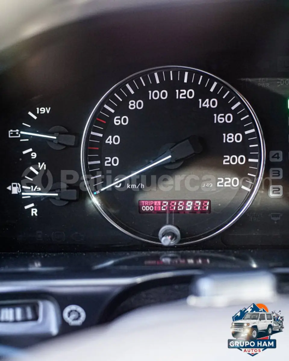 Foto 19 de Toyota Land Cruiser 100