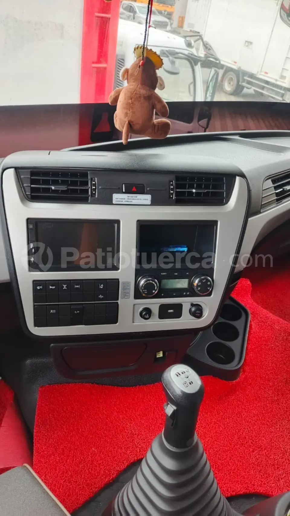 Foto 9 de DongFeng DFL4251A