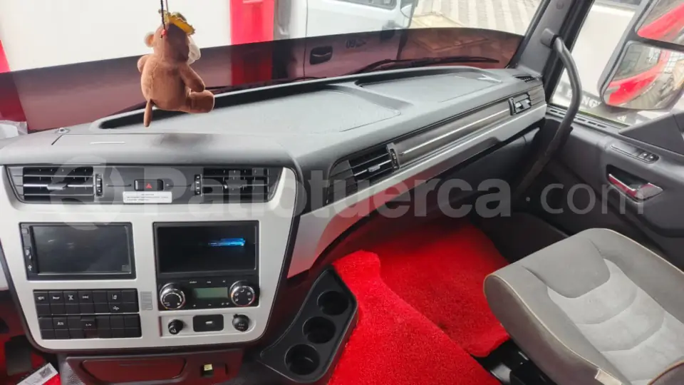 Foto 10 de DongFeng DFL4251A