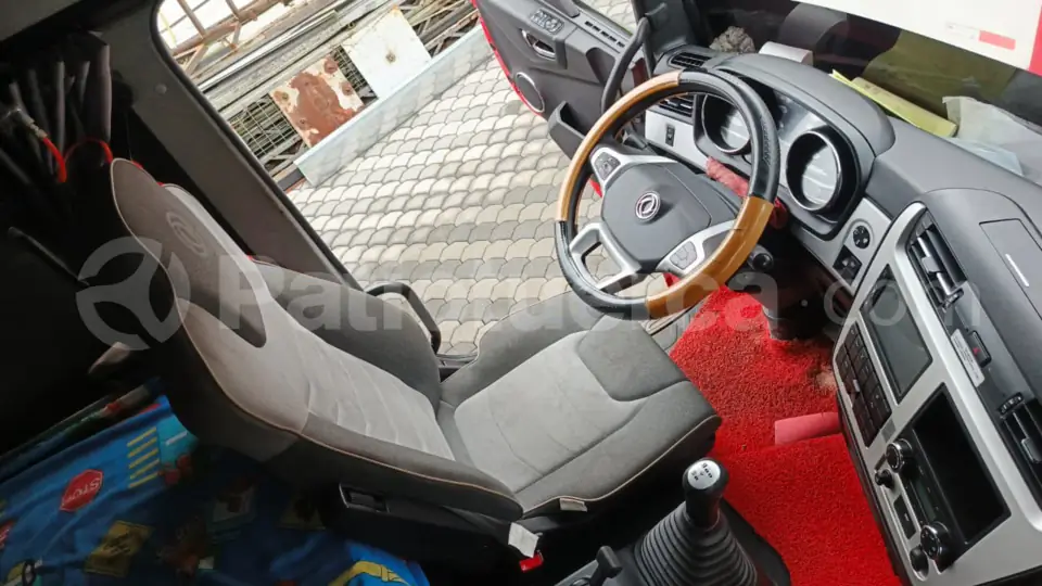 Foto 11 de DongFeng DFL4251A