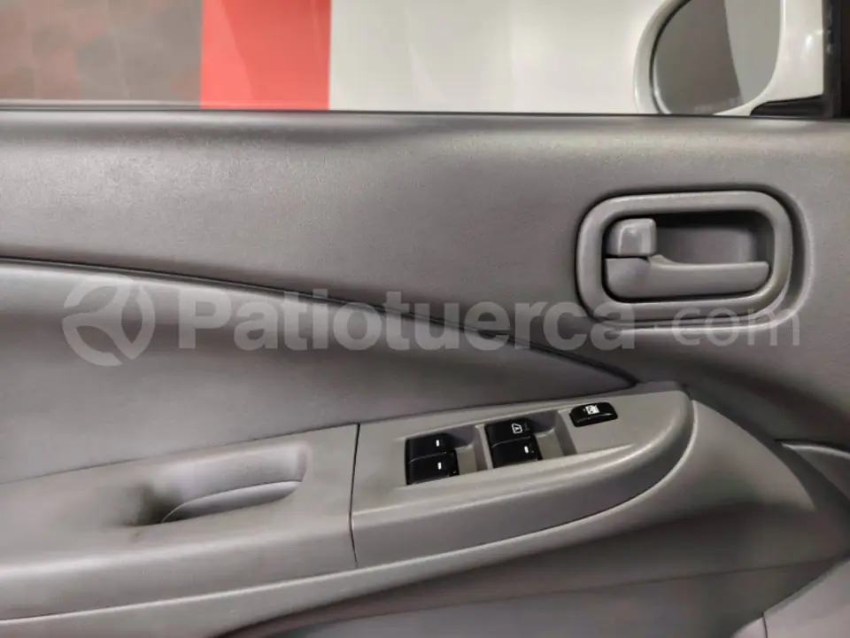 Foto 12 de Nissan Almera