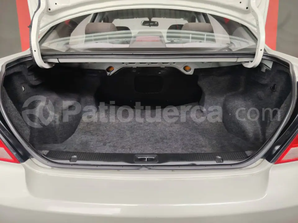 Foto 14 de Nissan Almera