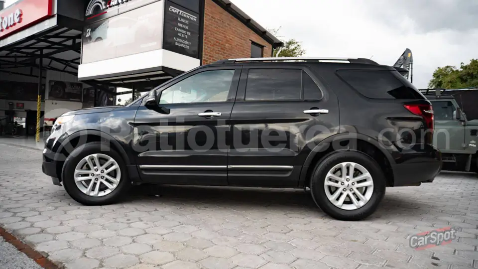 Foto 4 de Ford Explorer XLT