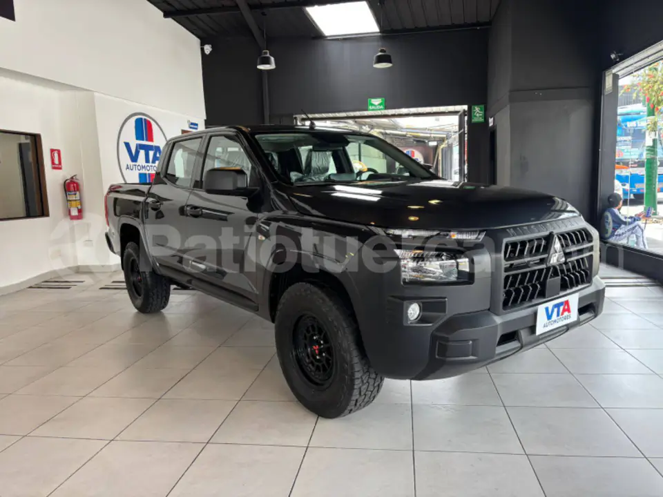 Foto 1 de Mitsubishi L200 Triton