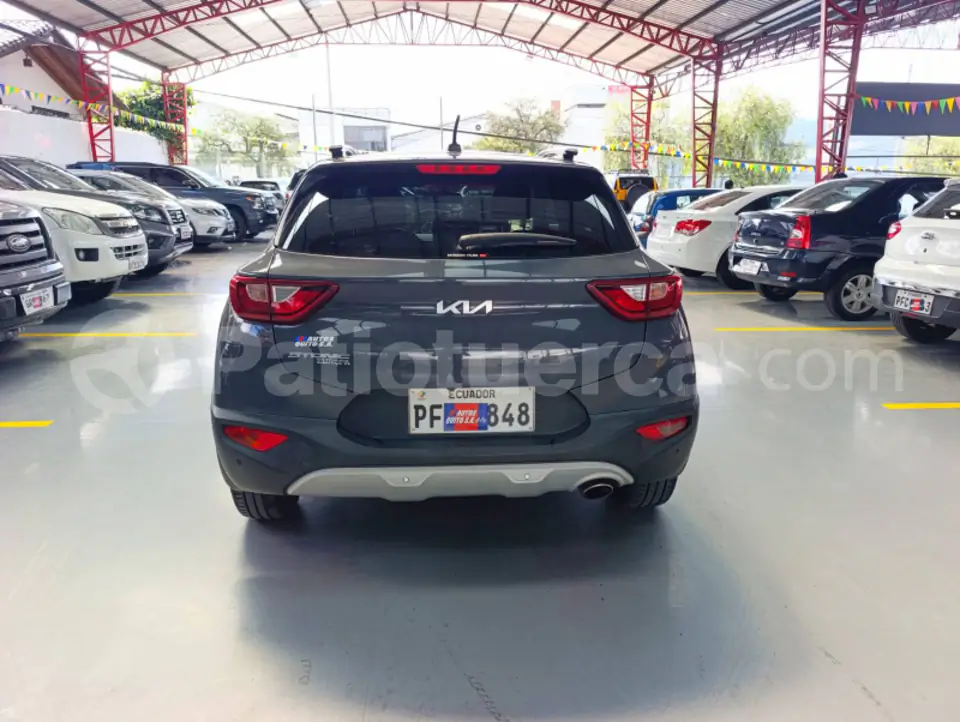 Foto 6 de Kia Stonic LX