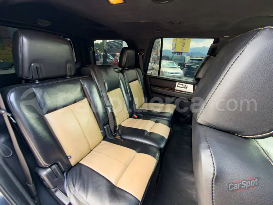 Foto 12 de Ford Expedition