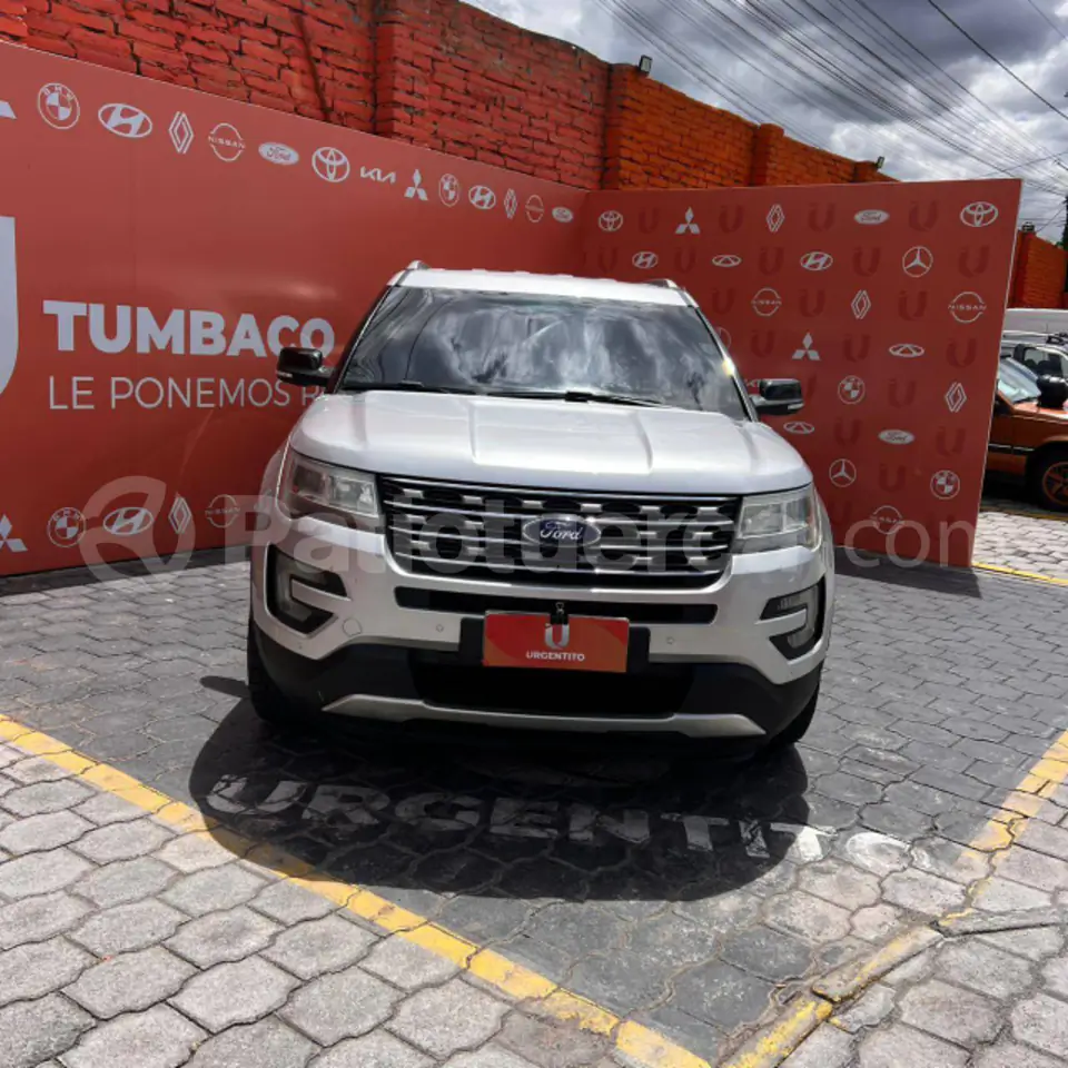 Foto 1 de Ford Explorer XLT