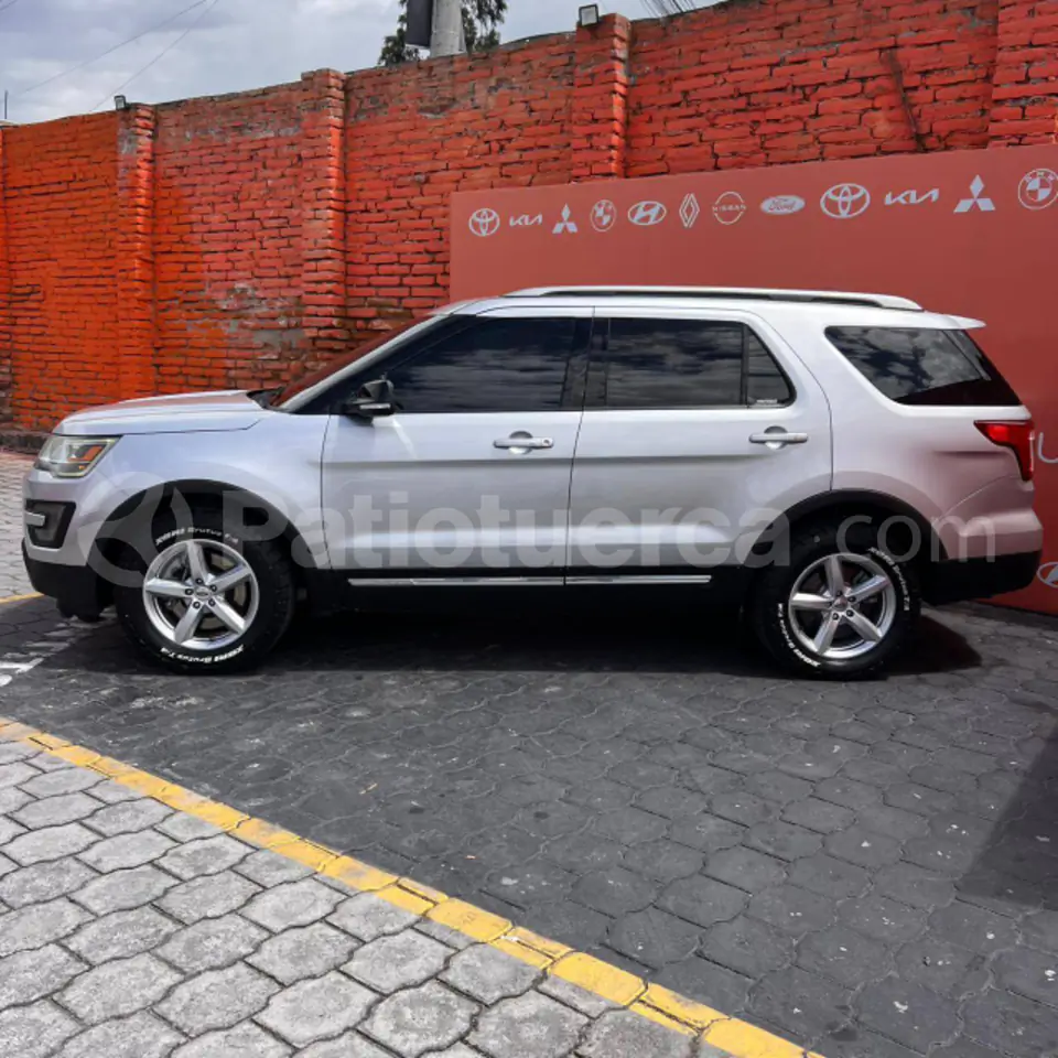 Foto 5 de Ford Explorer XLT