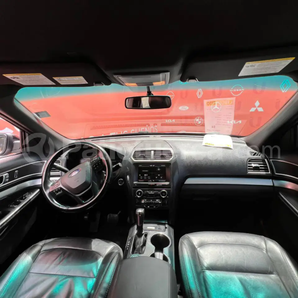 Foto 7 de Ford Explorer XLT