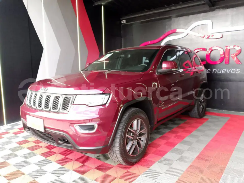 Foto 1 de Jeep Cherokee