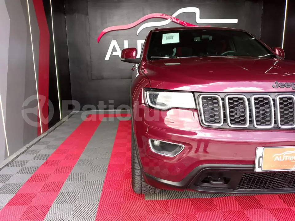 Foto 2 de Jeep Cherokee Laredo