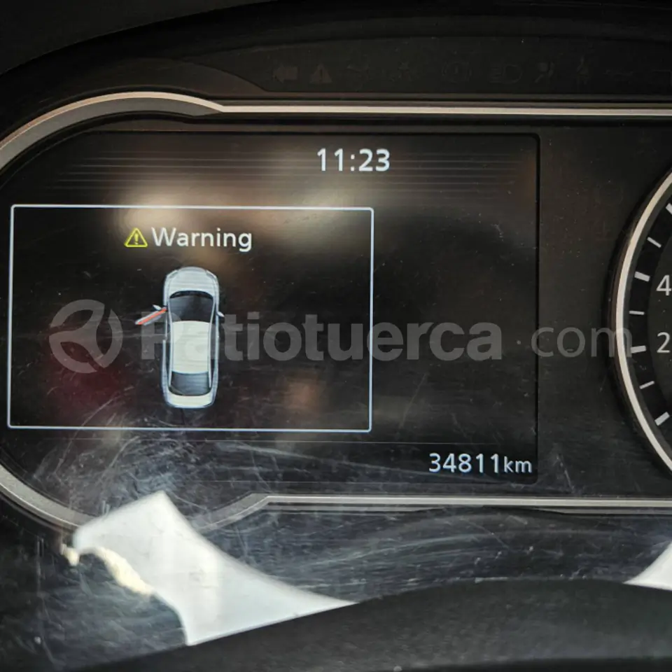 Foto 5 de Nissan VERSA ADVANCE