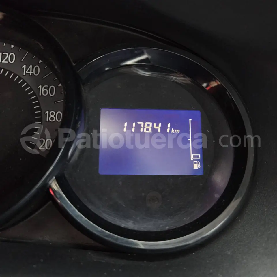 Foto 7 de Renault LOGAN EXPRESSION 1.6