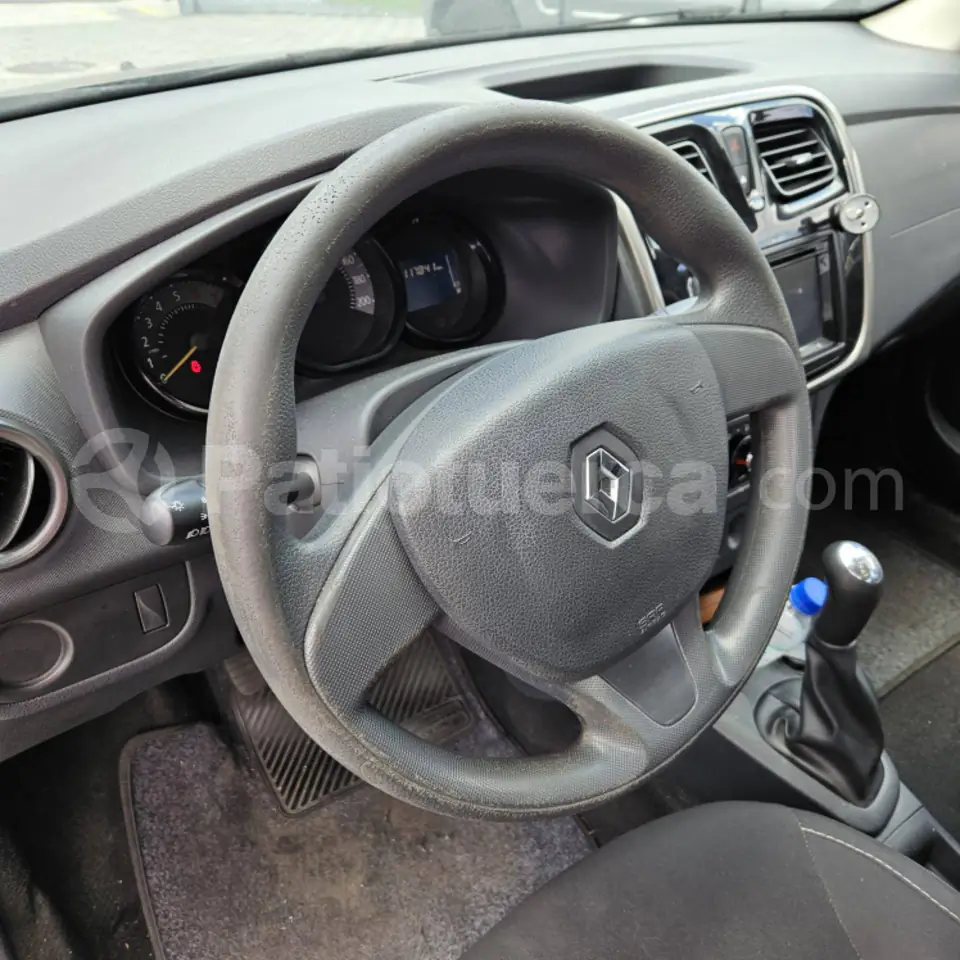 Foto 9 de Renault LOGAN EXPRESSION 1.6