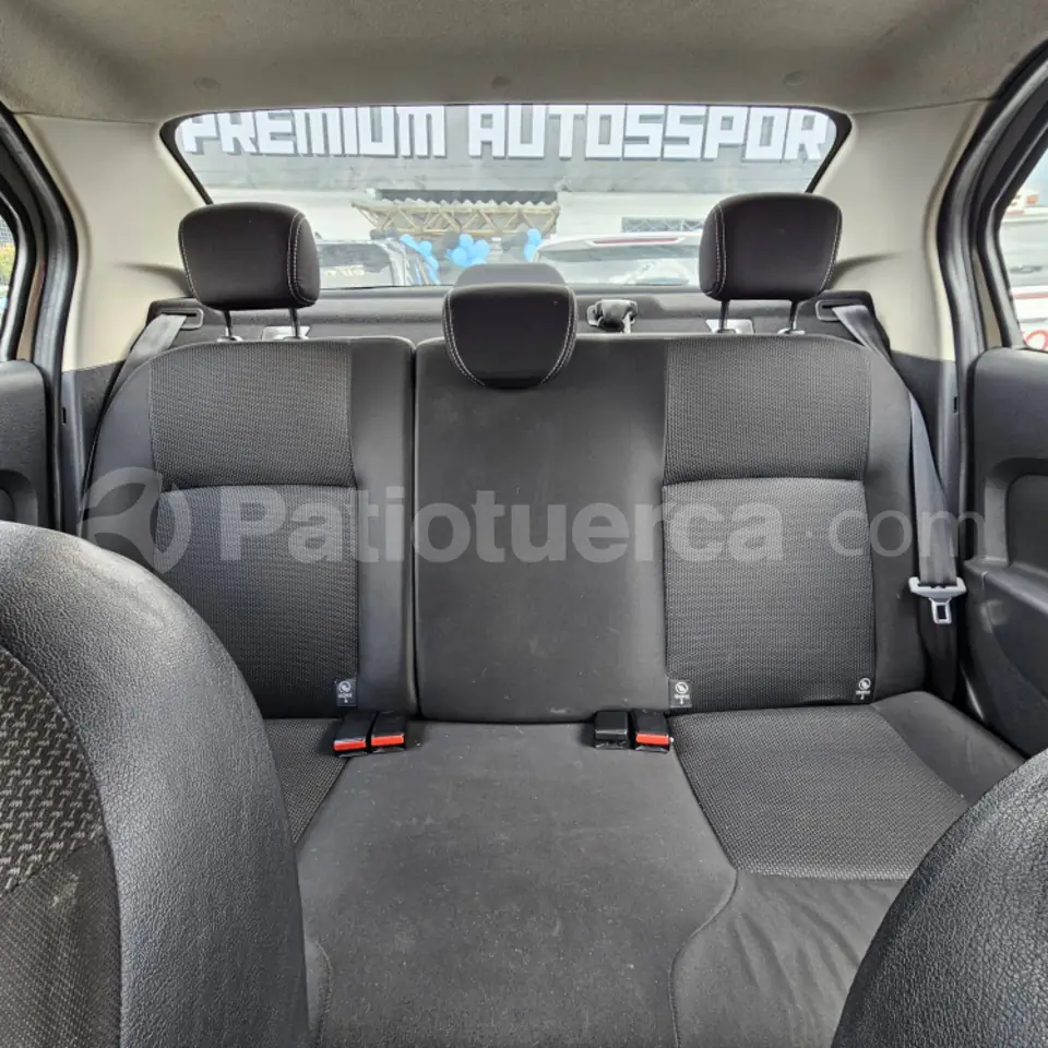 Foto 11 de Renault LOGAN EXPRESSION 1.6