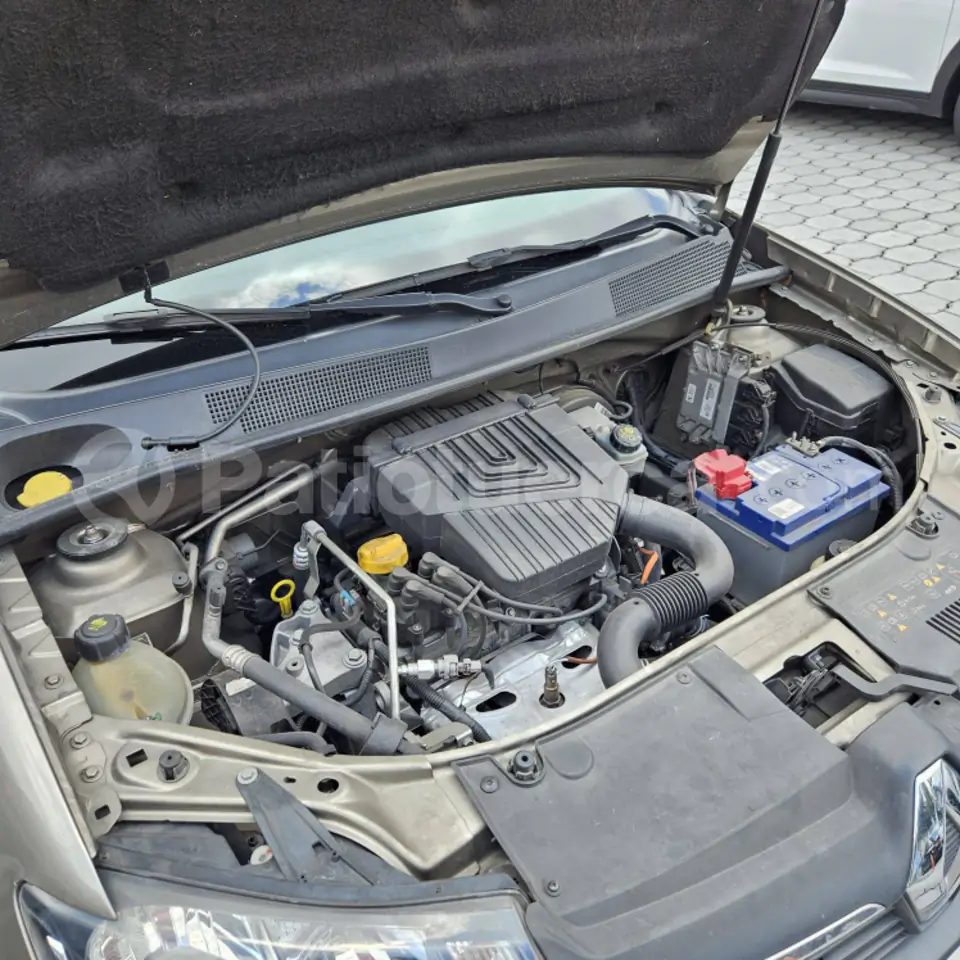 Foto 18 de Renault LOGAN EXPRESSION 1.6