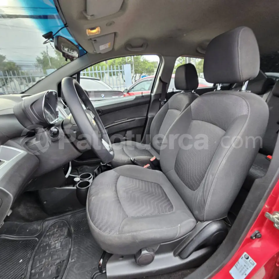 Foto 10 de Chevrolet BEAT PREMIER