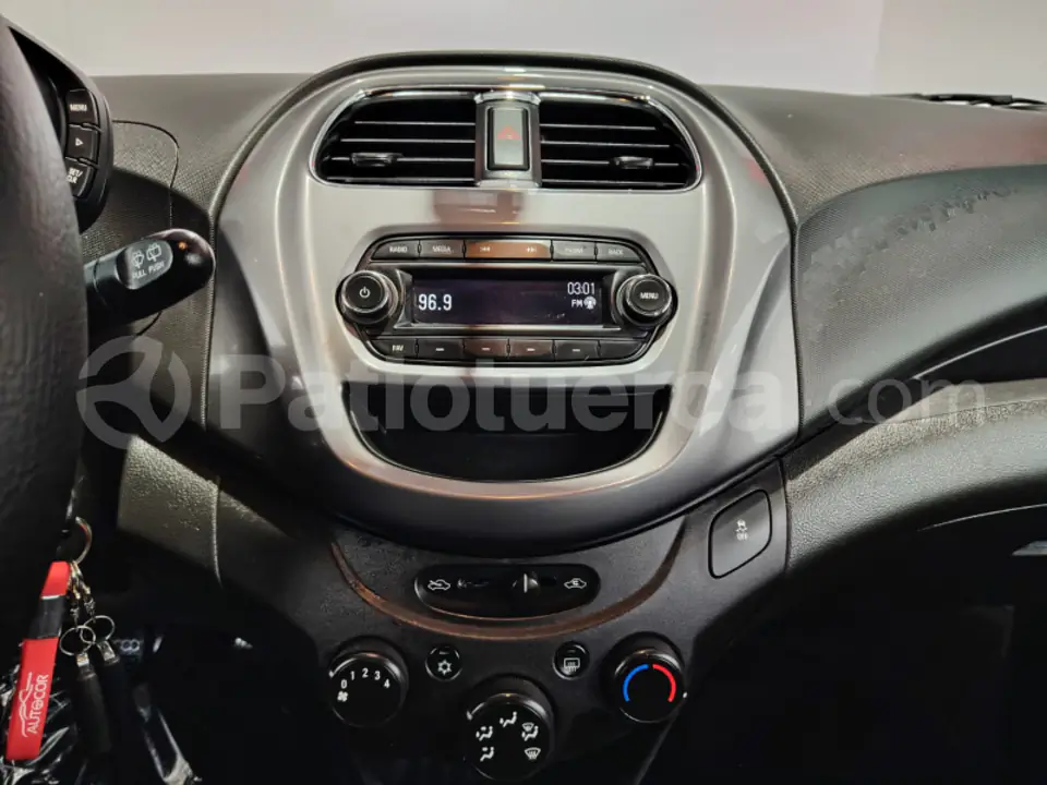 Foto 10 de Chevrolet Spark GT