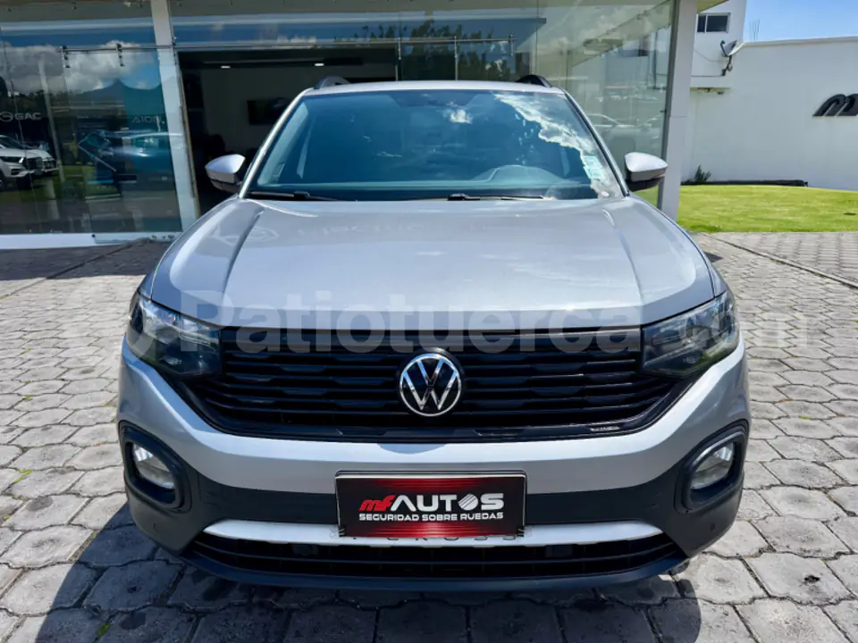 Foto 1 de Volkswagen T-Cross Trendline
