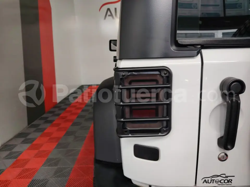 Foto 4 de Jeep Wrangler Rubicon