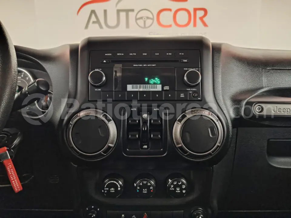 Foto 9 de Jeep Wrangler Rubicon