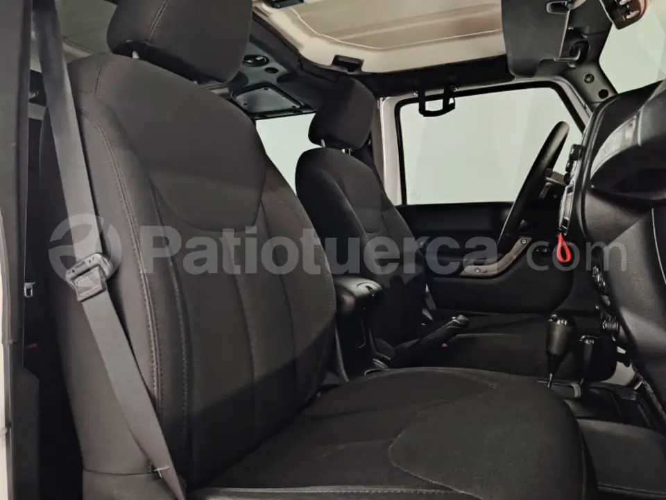 Foto 13 de Jeep Wrangler Rubicon