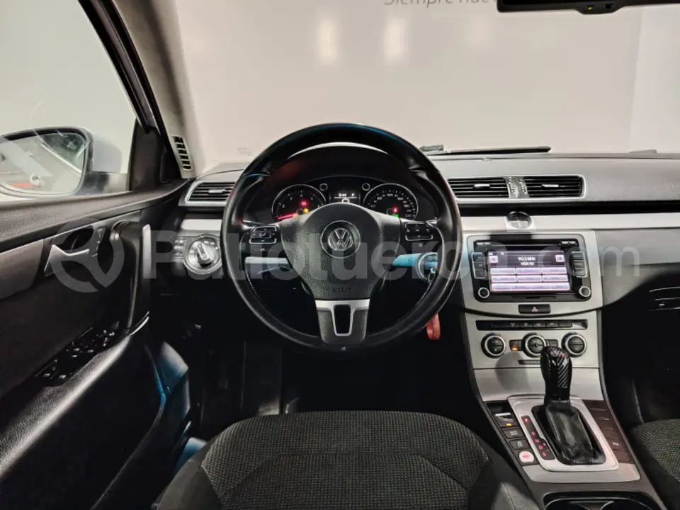 Foto 18 de Volkswagen PASSAT ADVANCE