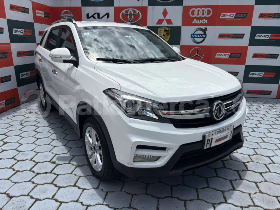 Foto 2 de DongFeng Glory 560