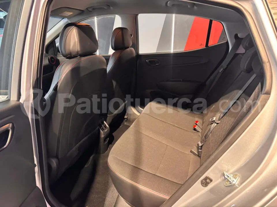 Foto 11 de Hyundai Grand I10 HB