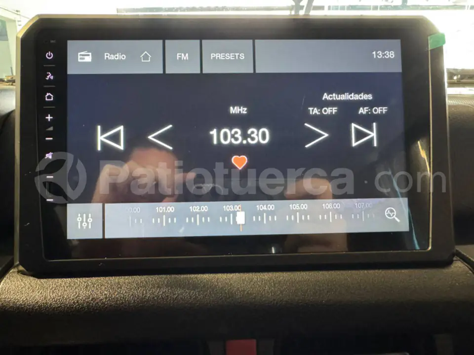 Foto 14 de Suzuki Jimny GL