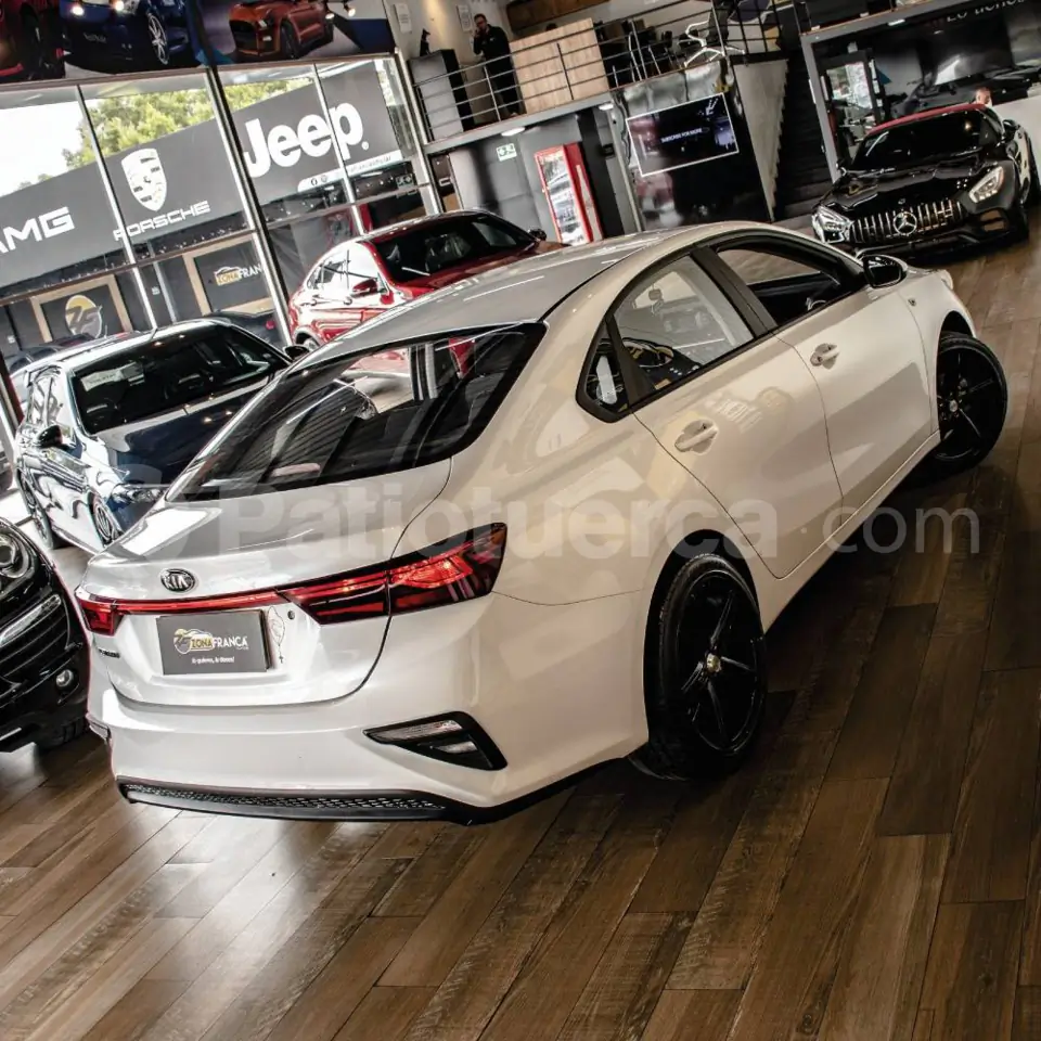 Foto 4 de Kia Cerato