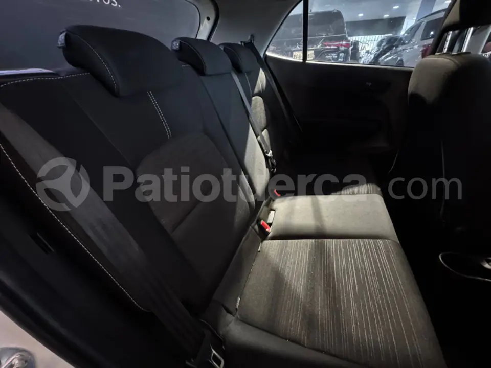 Foto 13 de Kia PICANTO LX