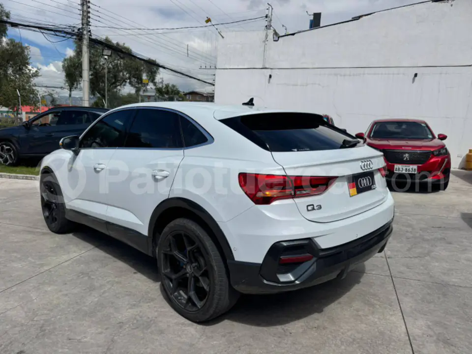 Foto 2 de Audi Q3 SPORTBACK