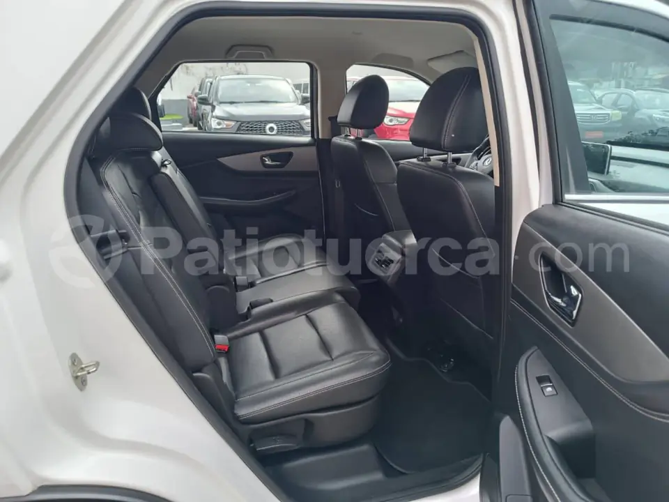 Foto 11 de DFSK GLORY 560