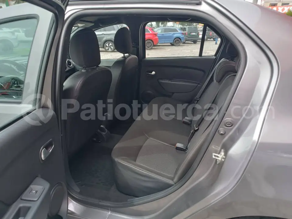 Foto 11 de Renault Logan zen fase II