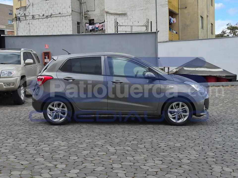 Foto 6 de Hyundai Grand I10 HB