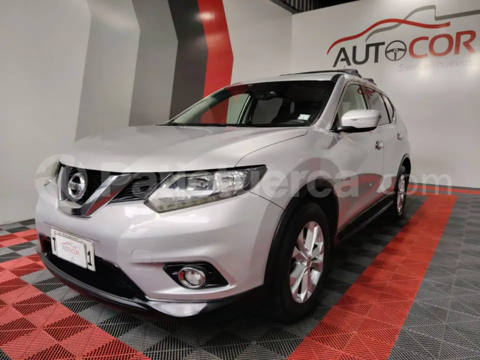 Foto 1 de Nissan XTRAIL SENSE