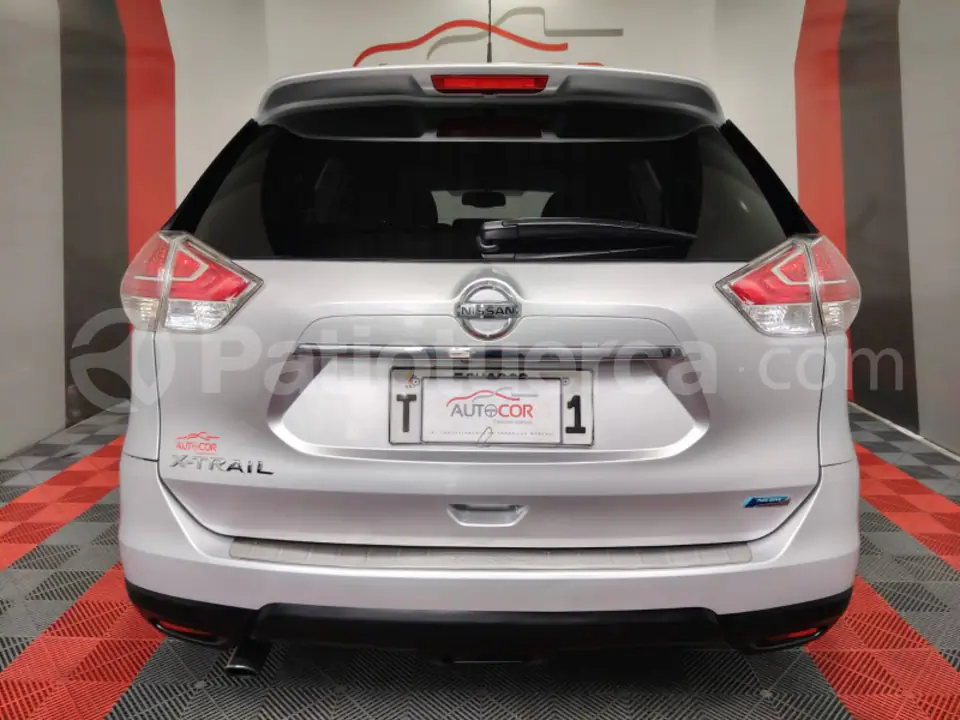 Foto 6 de Nissan XTRAIL SENSE