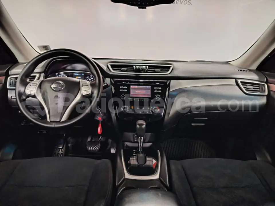 Foto 12 de Nissan XTRAIL SENSE