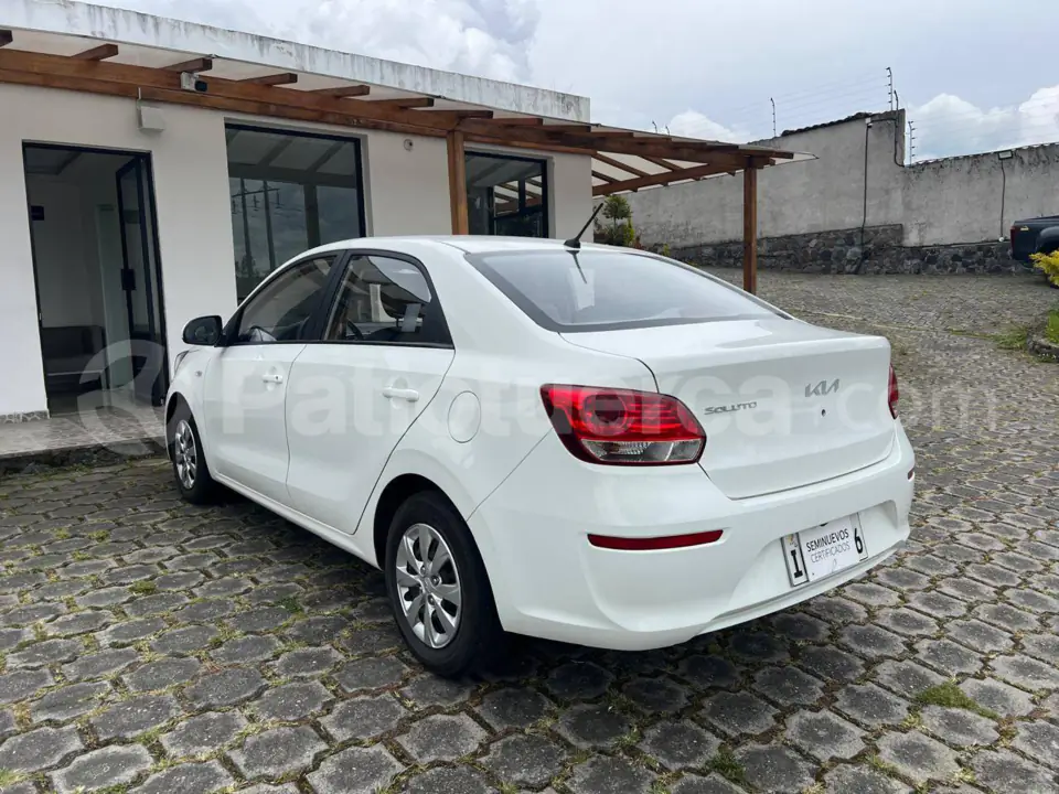 Foto 7 de Kia Soluto LX