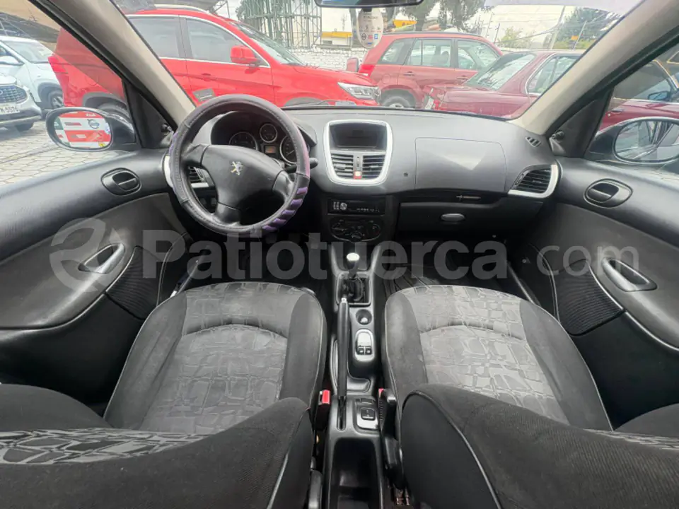 Foto 11 de Peugeot 207 Compact