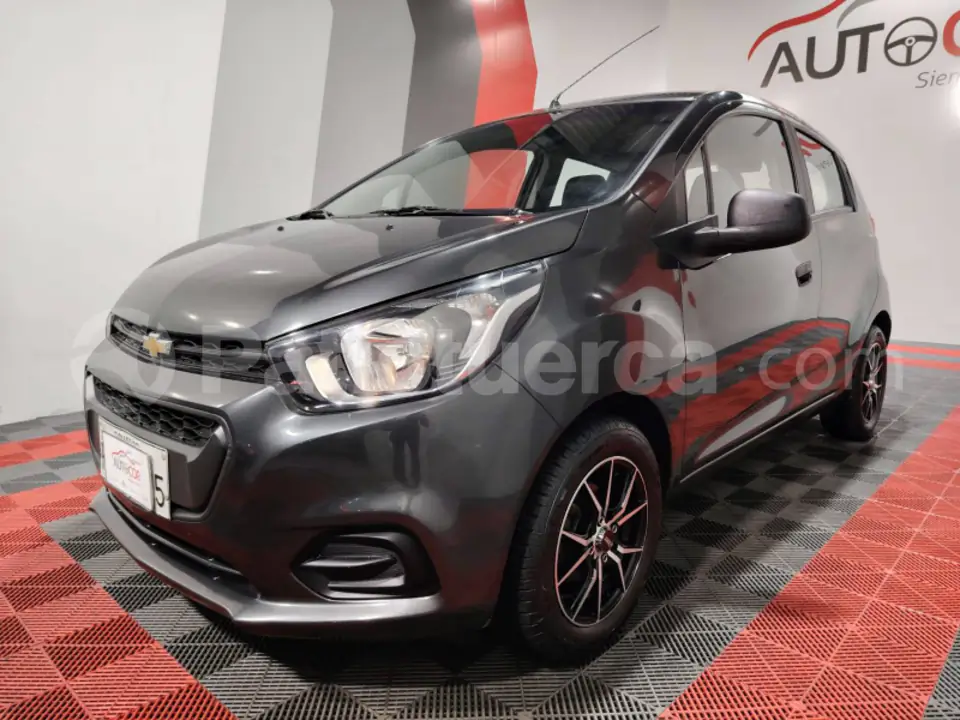 Foto 1 de Chevrolet Spark GT
