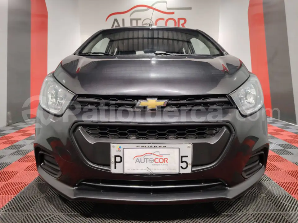 Foto 2 de Chevrolet Spark GT