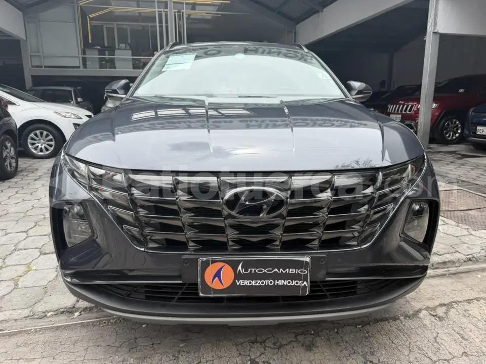 Foto 2 de Hyundai TUCSON NX4E GL