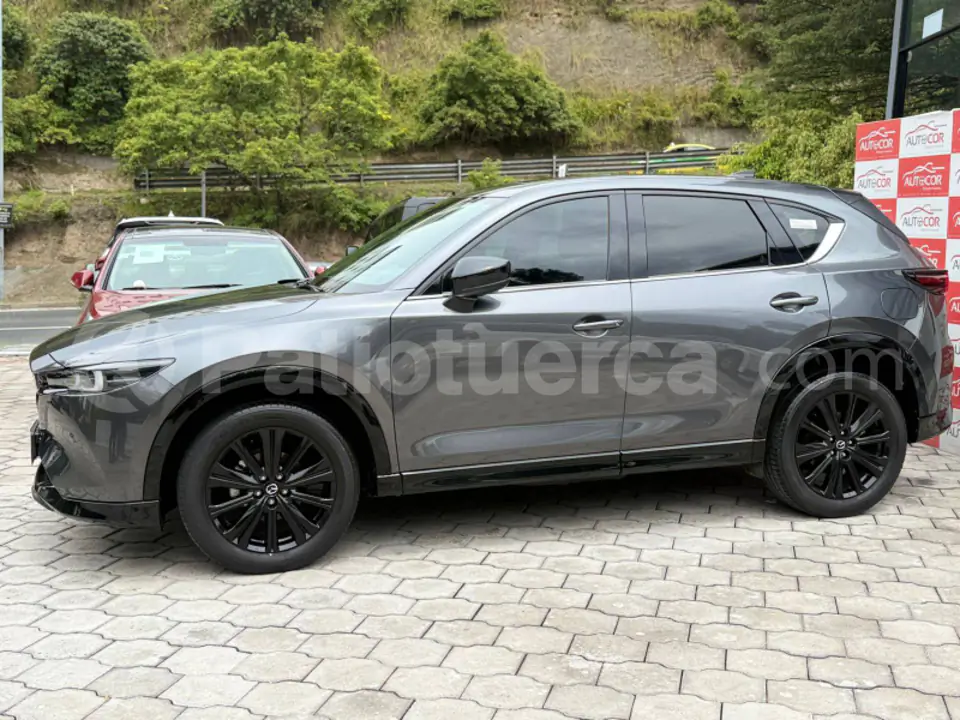 Foto 2 de Mazda CX5 AWD KURO EDITION