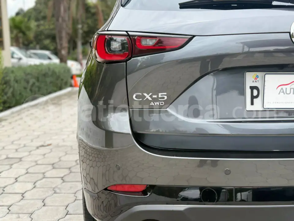 Foto 7 de Mazda CX5 AWD KURO EDITION