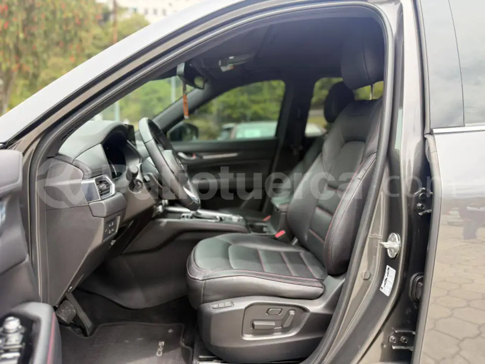 Foto 13 de Mazda CX5 AWD KURO EDITION