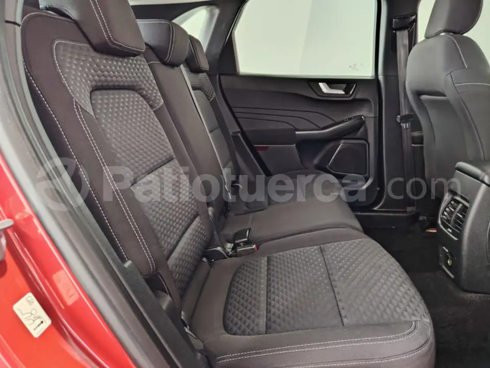 Foto 17 de Ford Escape Trend