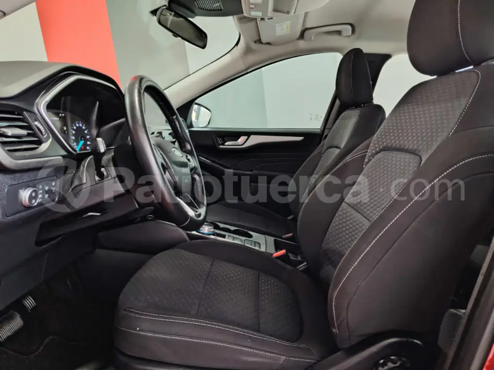 Foto 21 de Ford Escape Trend