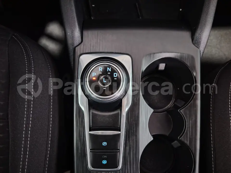 Foto 23 de Ford Escape Trend